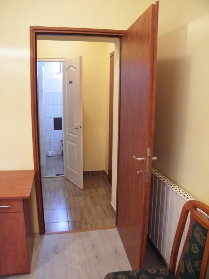 Pal Utcai Apartman Miskolc Eksteriør bilde